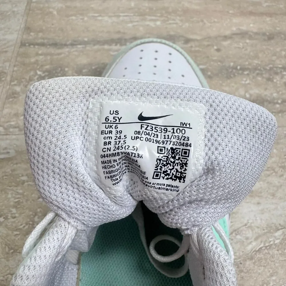 Nike White and Green Trainers